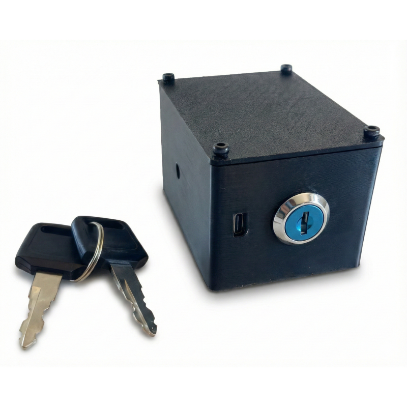 Starter key 3 position version or ON/OFF position Plug and Play version